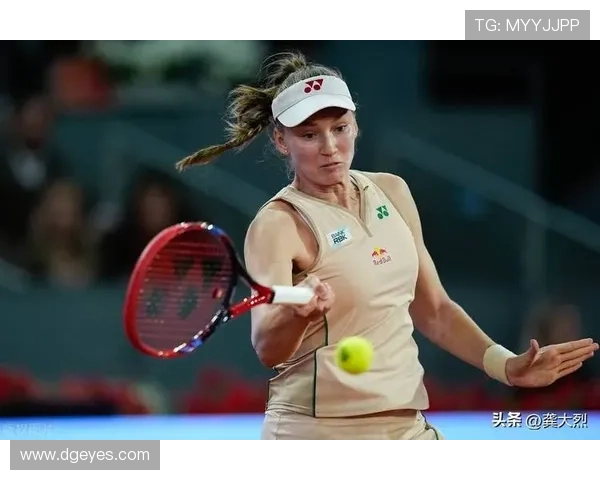 莱巴金娜冲击决赛迎战斯维托丽娜