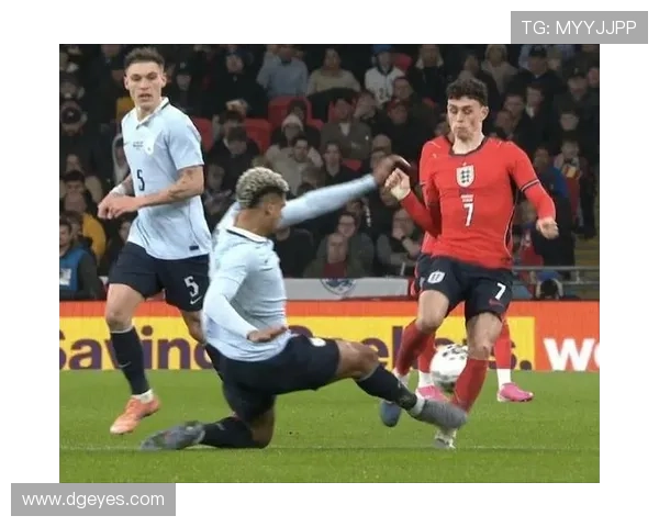 英国怒斥阿劳霍恶犯险废福登腿